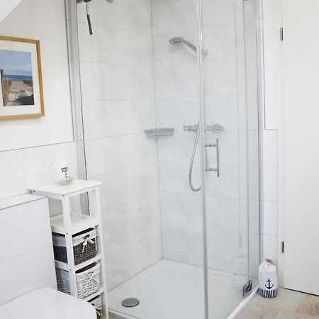 Feha Ankerplatz Mit Sauna Und Sonniger Terrasse בית נופש