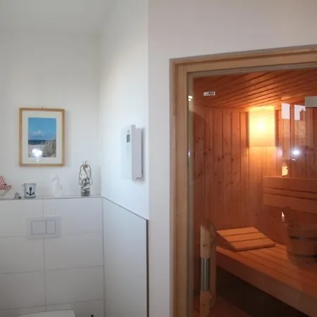 Feha Ankerplatz Mit Sauna Und Sonniger Terrasse Parow